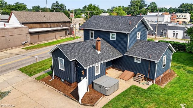 40 E Market Street, Seville, OH 44273