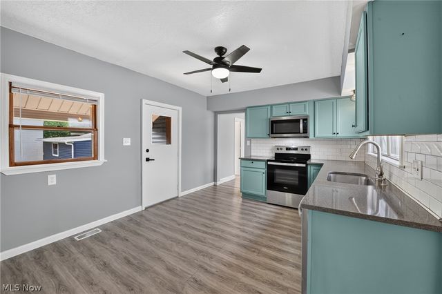 40 E Market Street, Seville, OH 44273