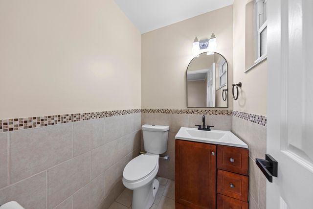 123 SW Robinwood Drive, Fort Walton Beach, FL 32548