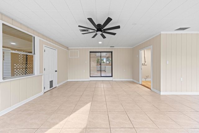 123 SW Robinwood Drive, Fort Walton Beach, FL 32548