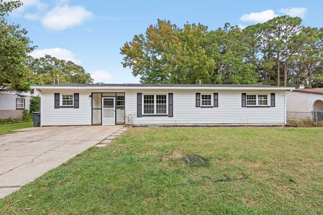 123 SW Robinwood Drive, Fort Walton Beach, FL 32548