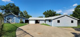 2901 Broadview Drive, Sansom Park, TX 76114