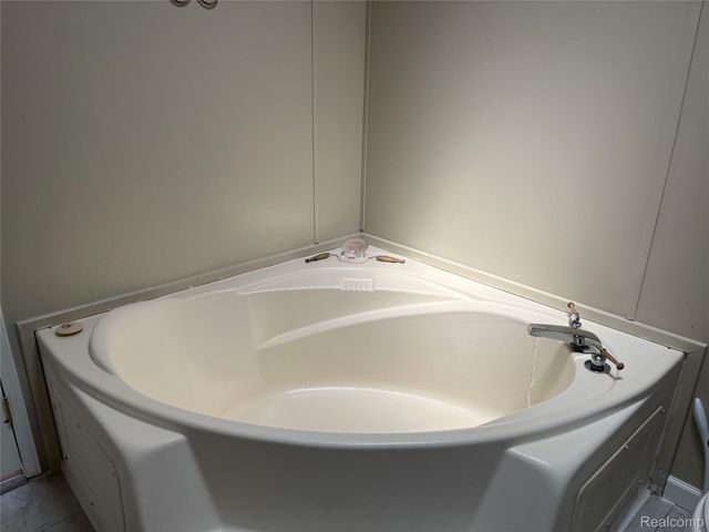 320 Rudbeckia Court, Bedford Township, MI 48133