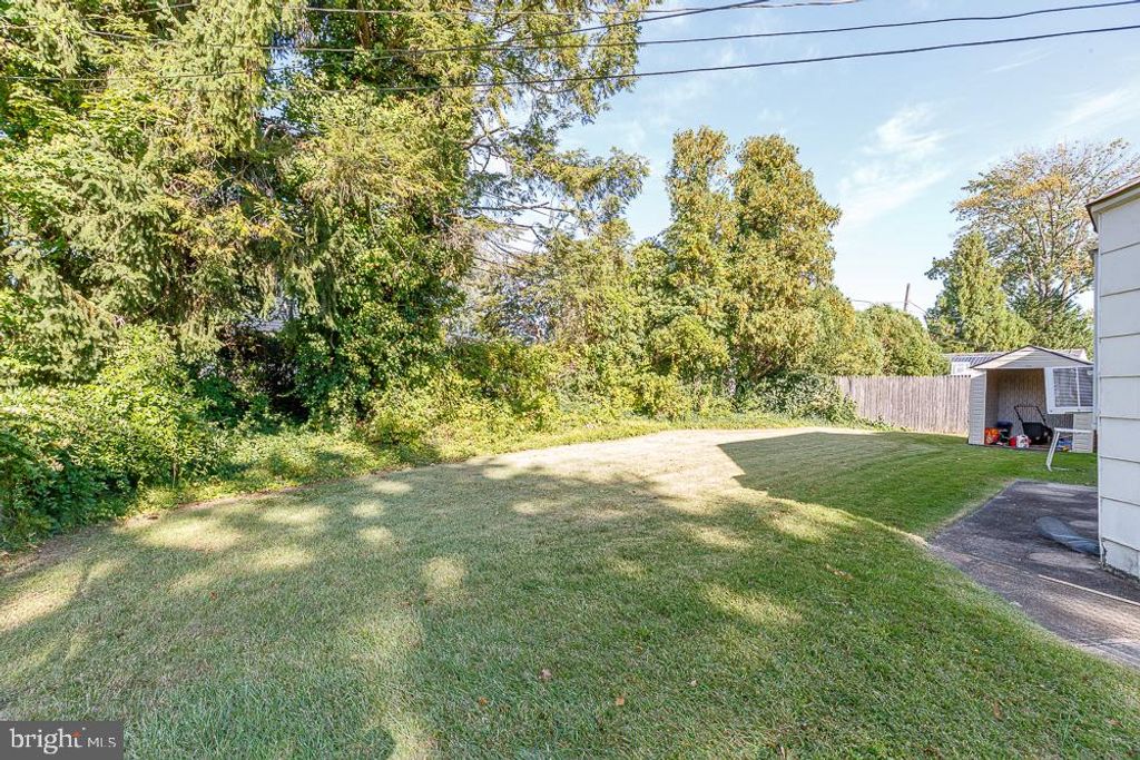 811 SPRINGFIELD RD, ALDAN, PA 19018 — photo 3
