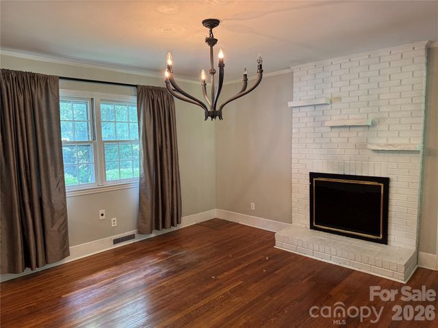 6233 Donna Drive, Charlotte, NC 28213