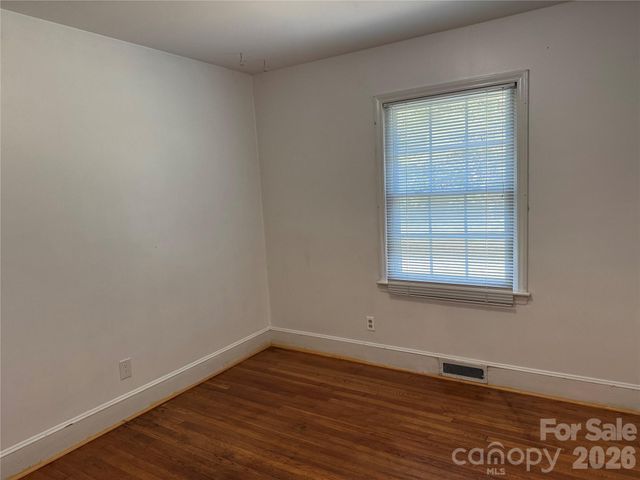 6233 Donna Drive, Charlotte, NC 28213
