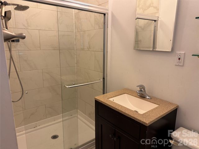 6233 Donna Drive, Charlotte, NC 28213