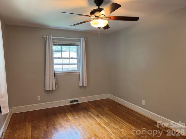 6233 Donna Drive, Charlotte, NC 28213