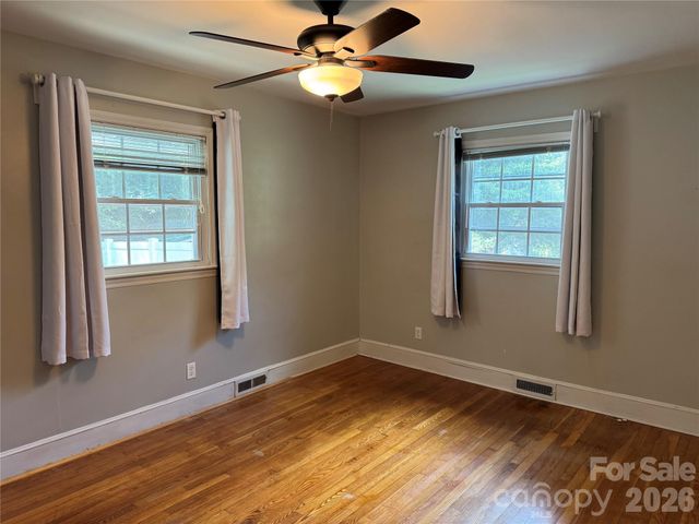 6233 Donna Drive, Charlotte, NC 28213