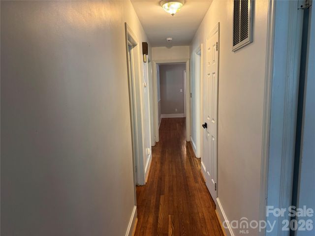 6233 Donna Drive, Charlotte, NC 28213