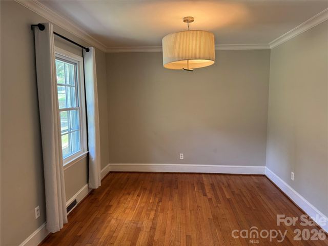 6233 Donna Drive, Charlotte, NC 28213
