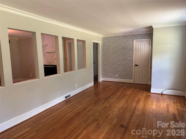 6233 Donna Drive, Charlotte, NC 28213