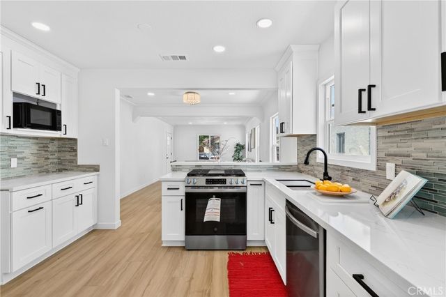 5924 Lewis Ave, Long Beach, CA 90805