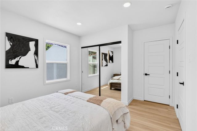 5924 Lewis Ave, Long Beach, CA 90805