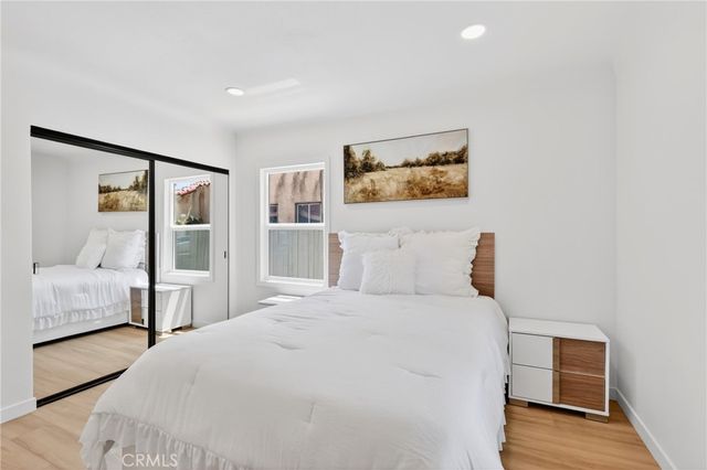 5924 Lewis Ave, Long Beach, CA 90805