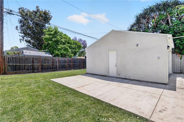 5924 Lewis Ave, Long Beach, CA 90805