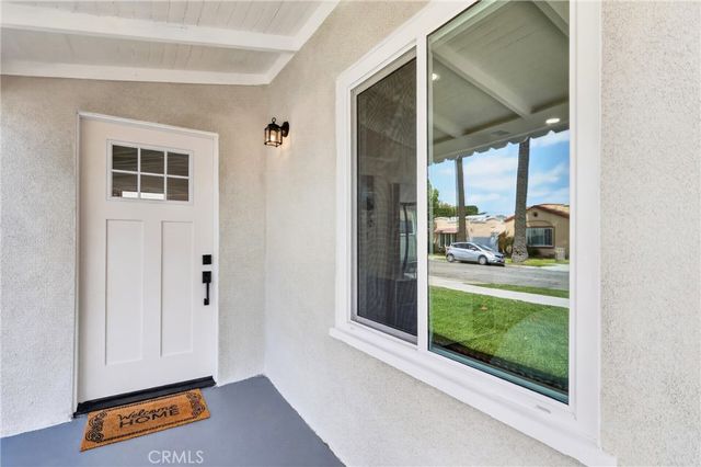 5924 Lewis Ave, Long Beach, CA 90805