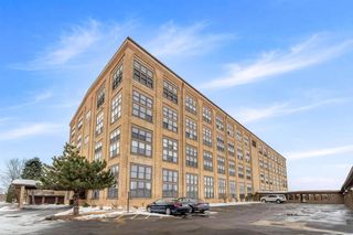 1545 ARBORETUM DRIVE #327, Oshkosh, WI 54901