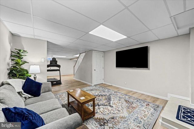 406 COLUMBINE DR, Kennett Square, PA 19348