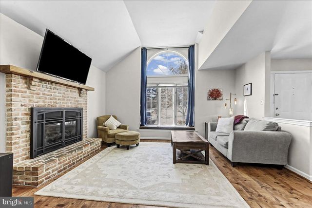 406 COLUMBINE DR, Kennett Square, PA 19348