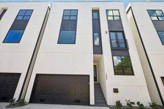 1325 W 22nd Street, Houston, TX 77008