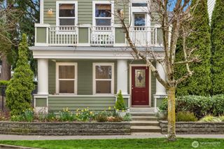 300 Wyatt Way NE #1, Bainbridge Island, WA 98110