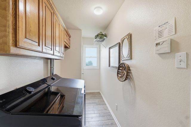 1701 N Saint Charles Avenue, Pilot Point, TX 76258