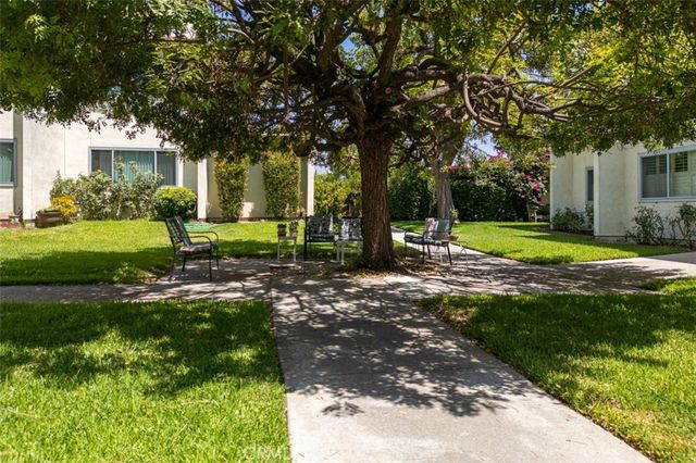 11813 Runnymede Street 28, North Hollywood, CA 91605