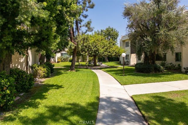11813 Runnymede Street 28, North Hollywood, CA 91605