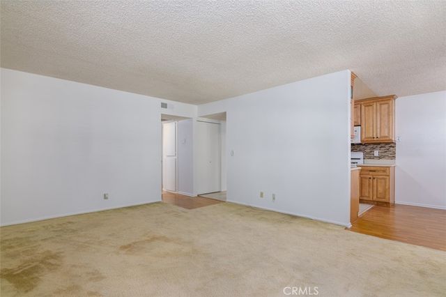 11813 Runnymede Street 28, North Hollywood, CA 91605