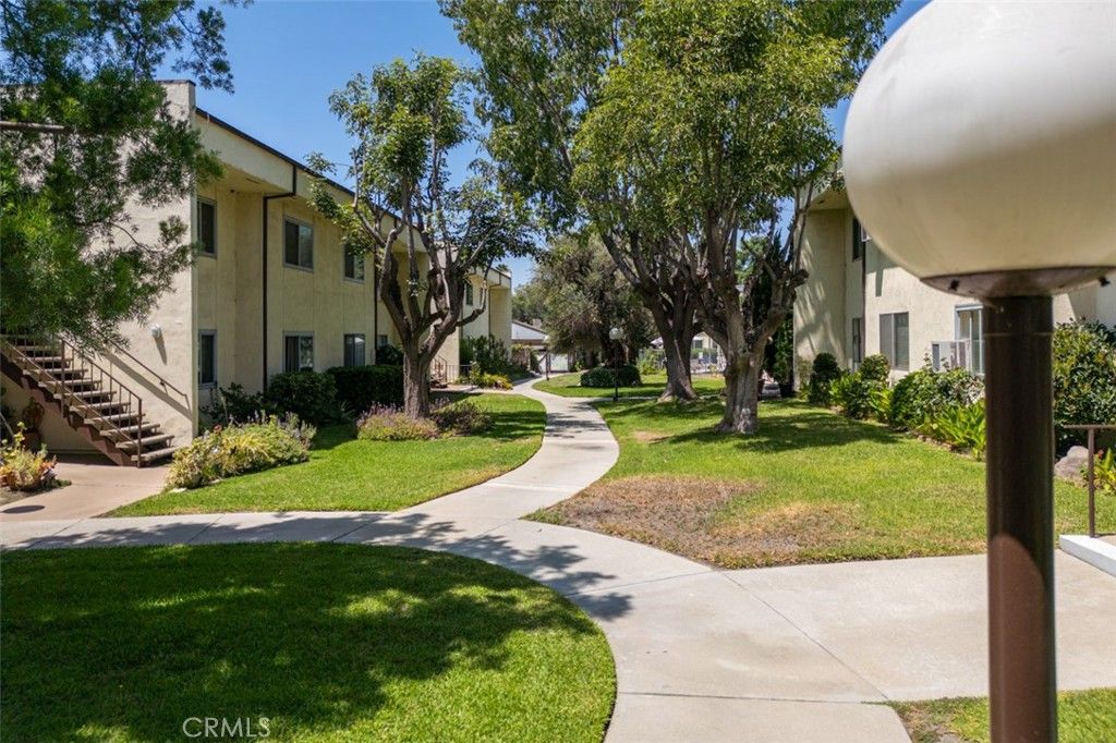 11813 Runnymede Street 28, North Hollywood, CA 91605