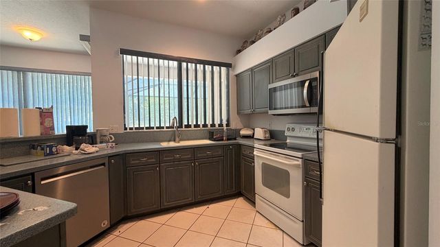 2496 E NEWHAVEN STREET, Inverness, FL 34453