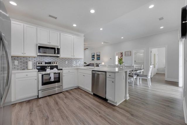 406 1st Ave. N, North Myrtle Beach, SC 29582