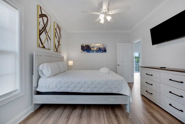 406 1st Ave. N, North Myrtle Beach, SC 29582