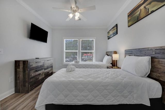 406 1st Ave. N, North Myrtle Beach, SC 29582