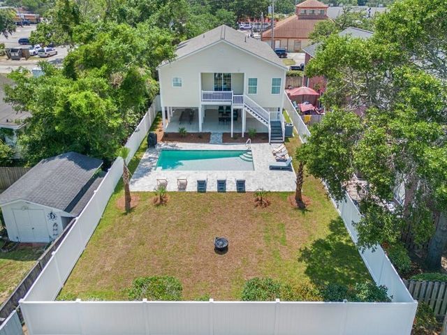 406 1st Ave. N, North Myrtle Beach, SC 29582