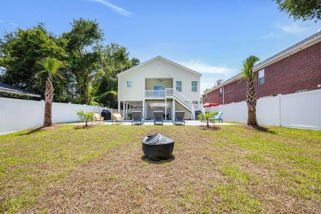 406 1st Ave. N, North Myrtle Beach, SC 29582