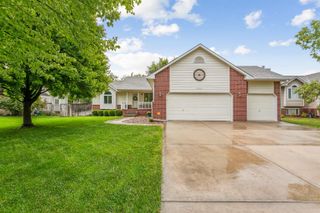 1834 N Columbine Cir, Andover, KS 67002
