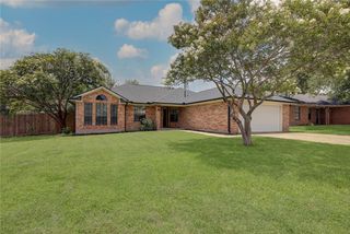 2101 Pebblebrook Lane, Bryan, TX 77807