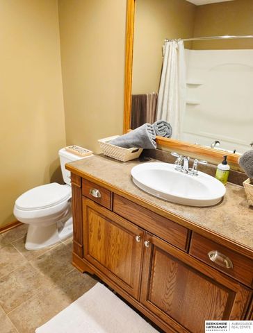 9640 Keystone Drive, Lincoln, NE 68516