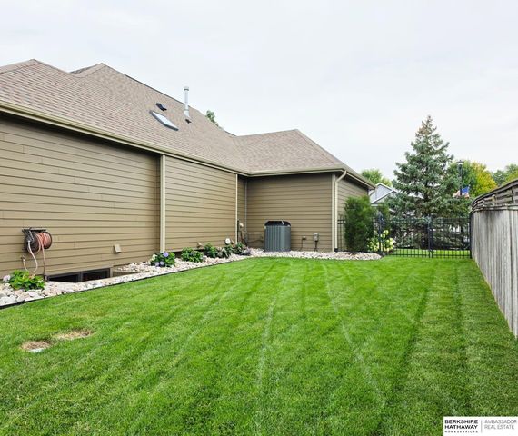 9640 Keystone Drive, Lincoln, NE 68516