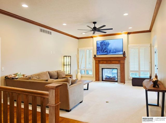 9640 Keystone Drive, Lincoln, NE 68516