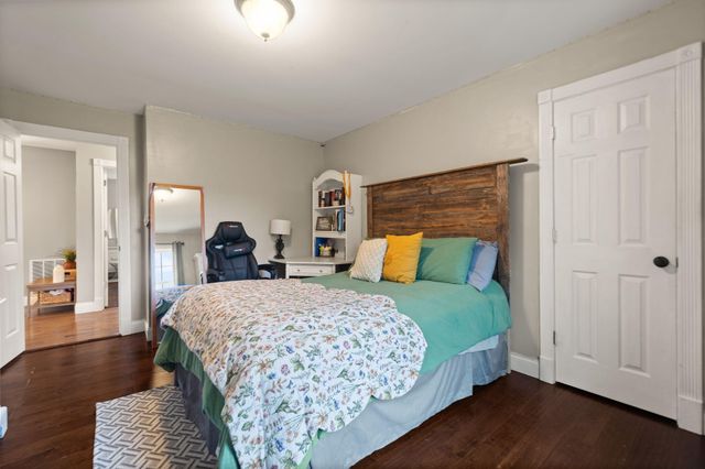 6600 Hwy 490, East Bernstadt, KY 40729