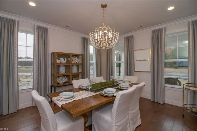 2921 Bluegrass LN, Virginia Beach, VA 23453