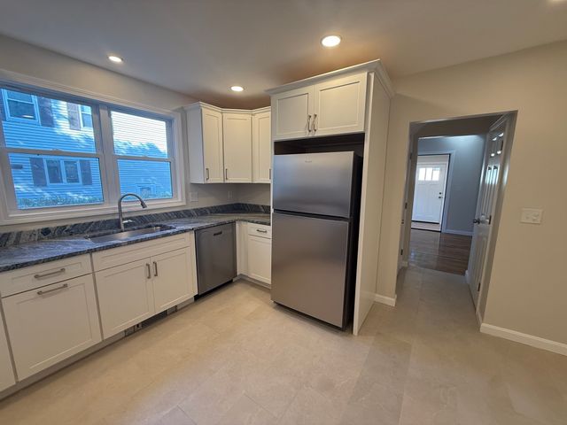 98 Westminster Ave, Watertown, MA 02472