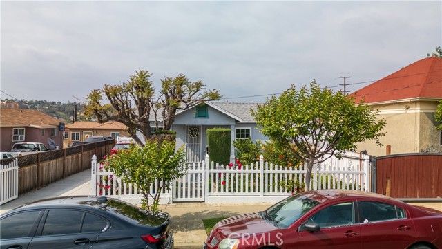 4253 Eugene, Los Angeles, CA 90063