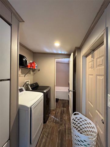 935 Indian Gap, Quitman, TX 75783