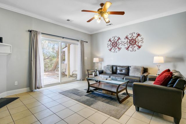 4910 Lake Palmetto Lane, North Charleston, SC 29418