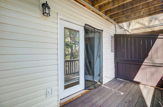 4910 Lake Palmetto Lane, North Charleston, SC 29418