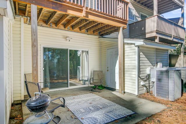 4910 Lake Palmetto Lane, North Charleston, SC 29418